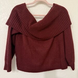 Abercrombie & Fitch Burgundy Sweater